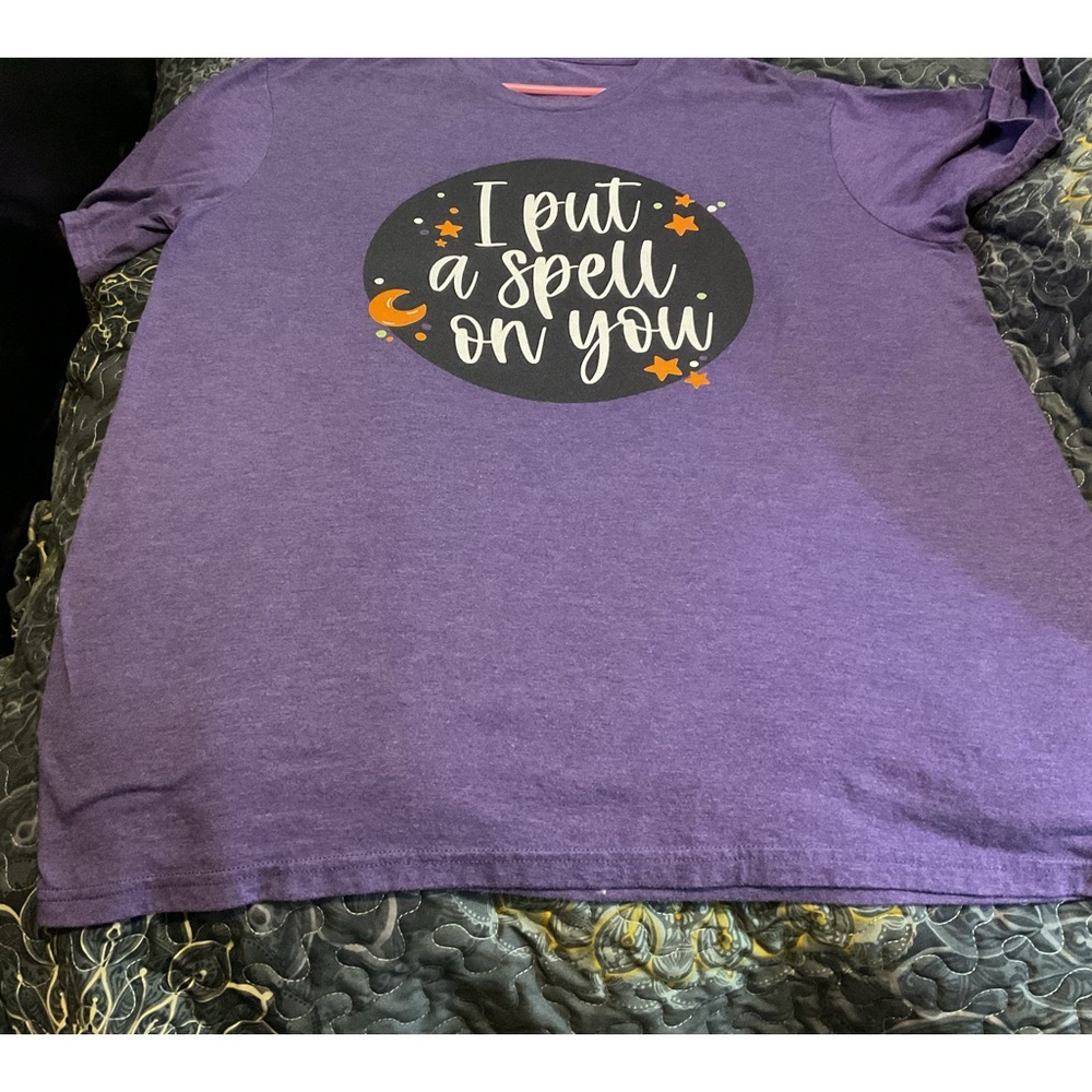 Halloween Tshirt 23” armpit to armpit